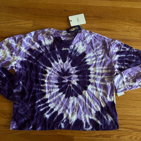 WEAR by Erin Andrews Tops - NBA Official LA Lakers tie dye top NWT